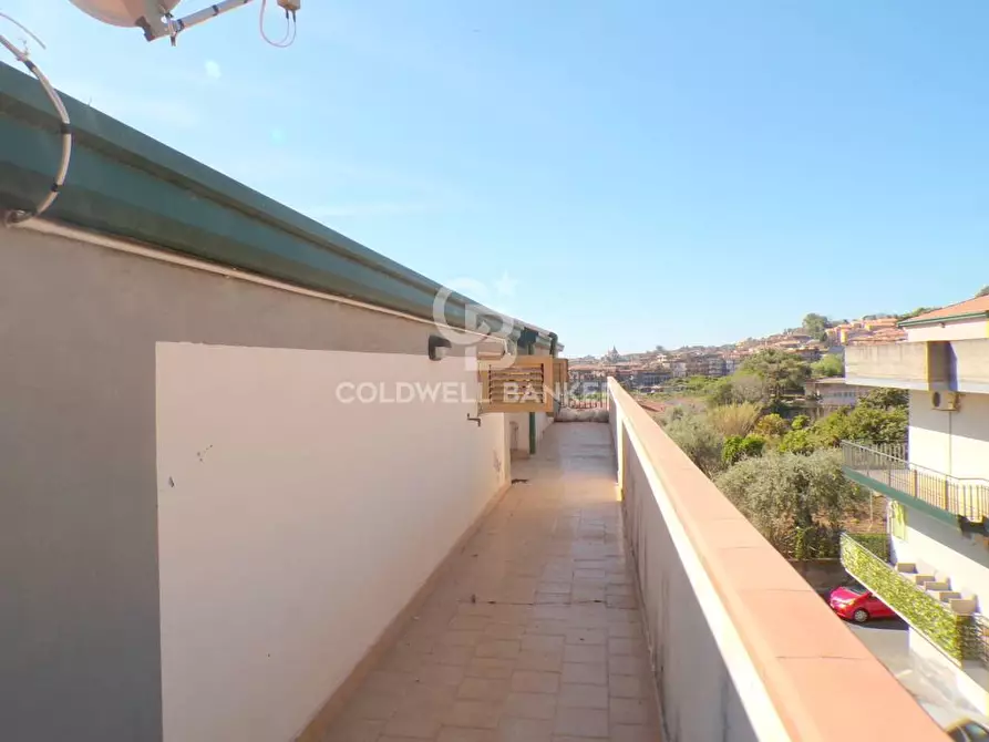 Immagine 65 di Attico in vendita  in via consolazione 108 a Aci Catena