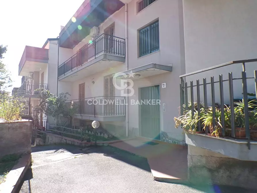 Immagine 68 di Attico in vendita  in via consolazione 108 a Aci Catena