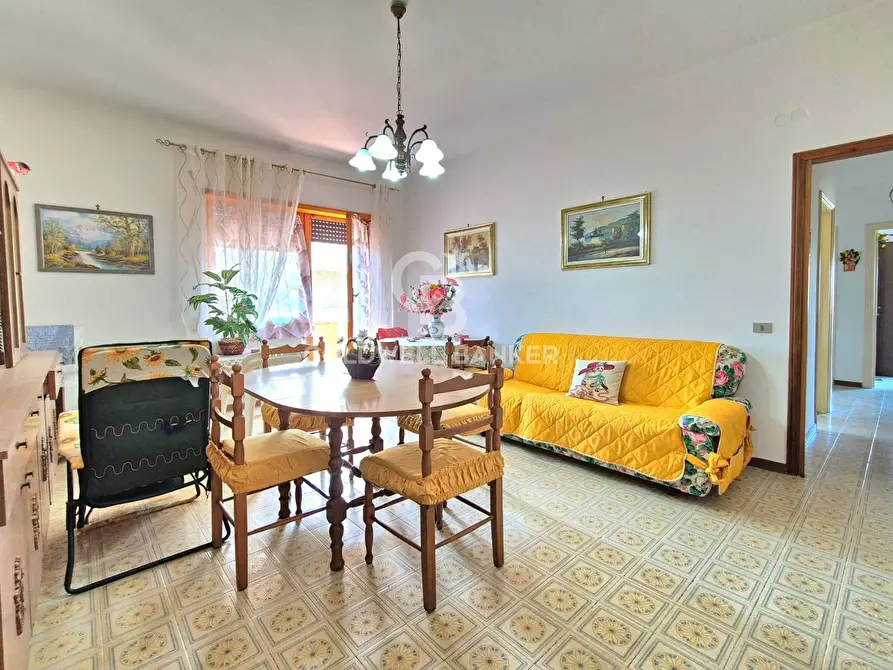 Immagine 2 di Appartamento in vendita  in Via Giovanni Da Verrazzano 10 a Tarquinia