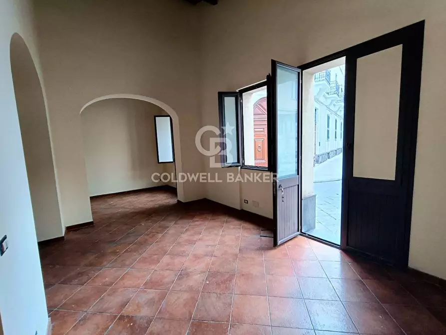 Immagine 10 di Ufficio in affitto  in via San Francesco di Paola 22 a Acireale