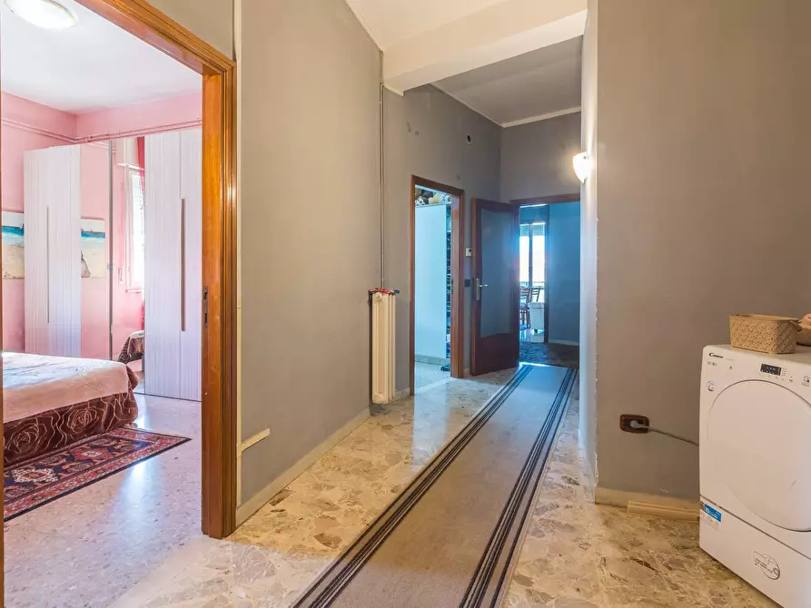 Immagine 14 di Appartamento in vendita  in Via Nitti a Pesaro