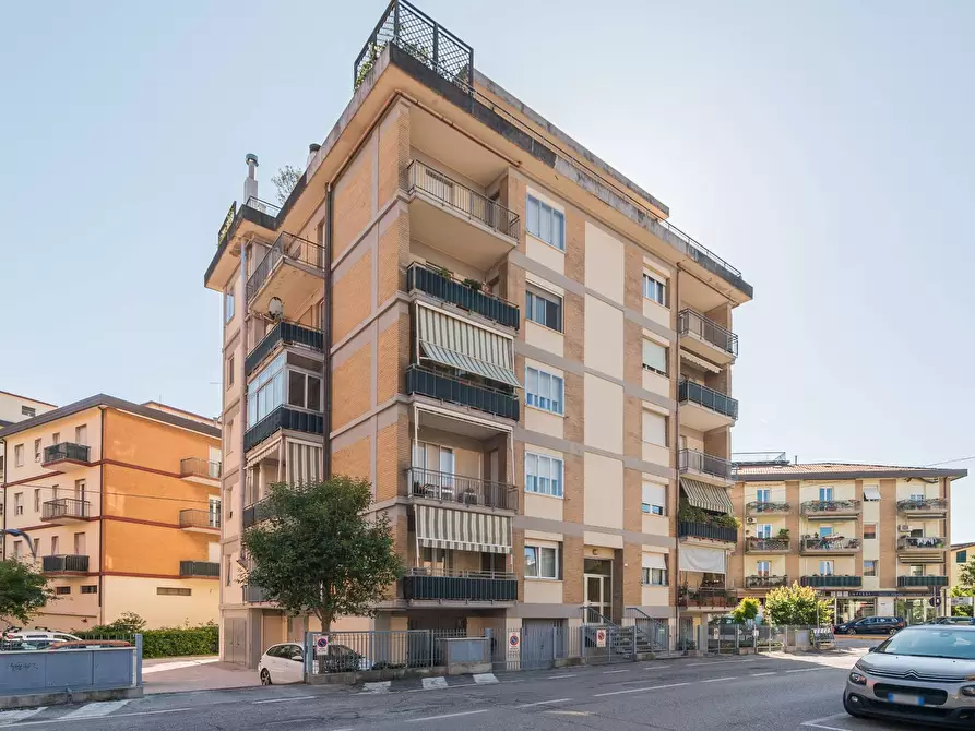 Immagine 25 di Appartamento in vendita  in Via Nitti a Pesaro