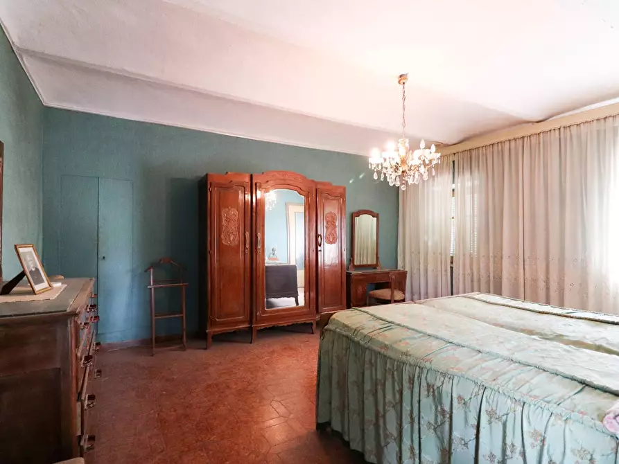 Immagine 13 di Rustico / casale in vendita  in Regione Bologna a Agliano Terme