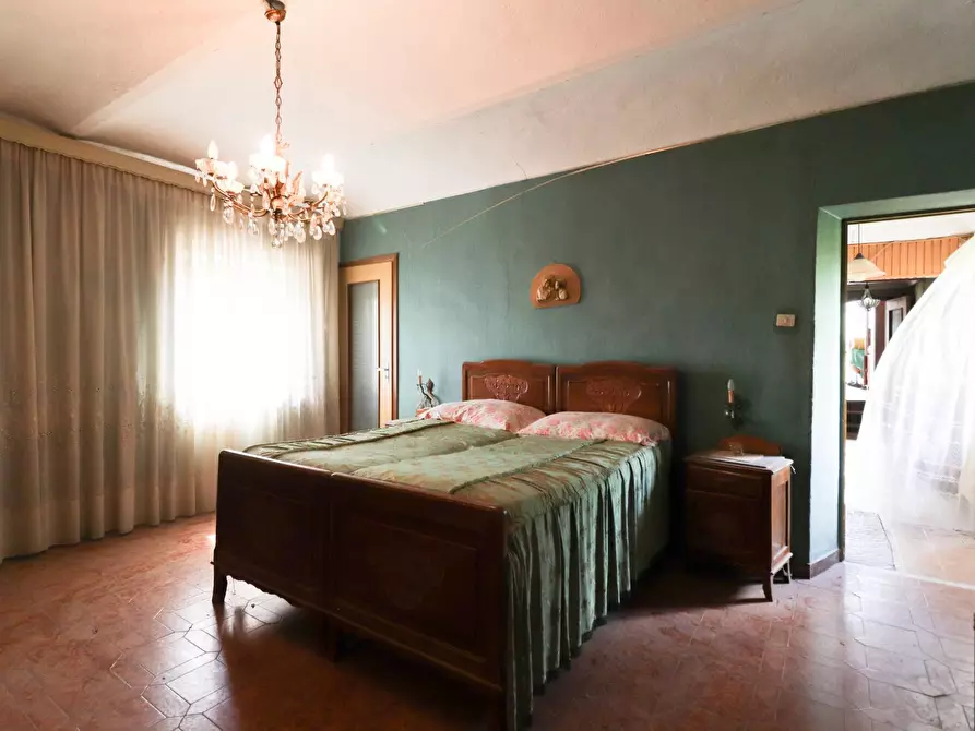 Immagine 15 di Rustico / casale in vendita  in Regione Bologna a Agliano Terme