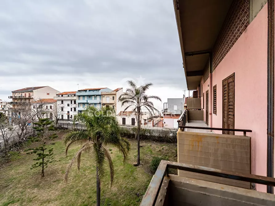 Immagine 1 di Appartamento in vendita  in via spiaggia 111 a Mascali