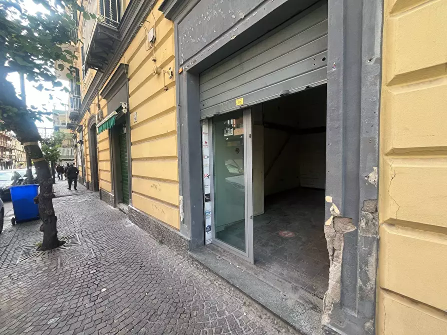 Immagine 9 di Negozio in affitto  in Corso Umberto Primo 18 a San Giorgio A Cremano