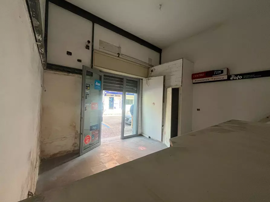 Immagine 6 di Negozio in affitto  in Corso Umberto Primo 18 a San Giorgio A Cremano