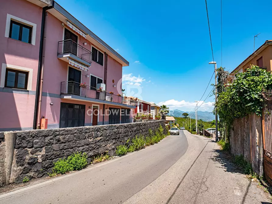 Immagine 4 di Villa in vendita  in Via Chiesa di Tagliaborse 24 a Mascali