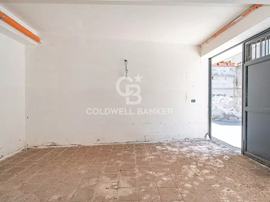 Immagine 9 di Magazzino in vendita  in Via San Francesco D'Assisi 9 a Riposto