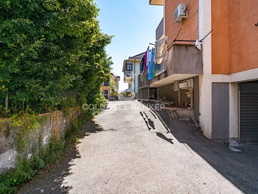 Immagine 22 di Magazzino in vendita  in Via San Francesco D'Assisi 9 a Riposto