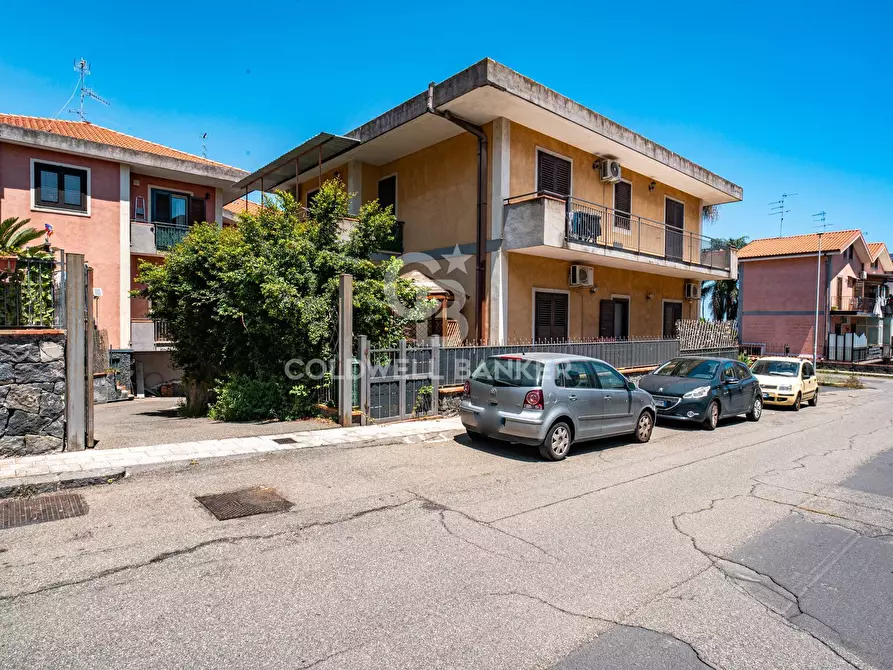 Immagine 24 di Magazzino in vendita  in Via San Francesco D'Assisi 9 a Riposto