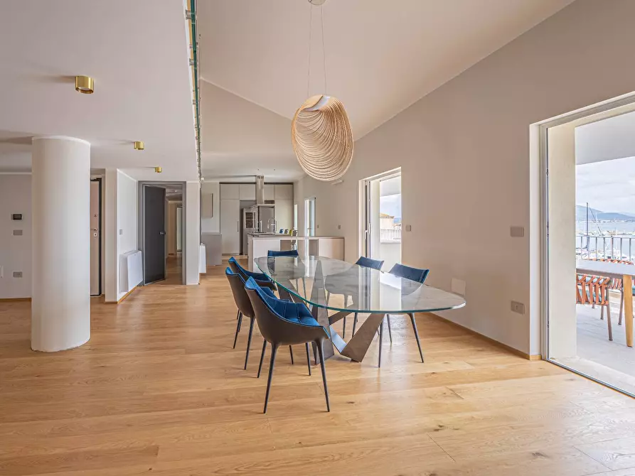 Immagine 6 di Attico in vendita  in Piazza Duomo 11 a Alghero