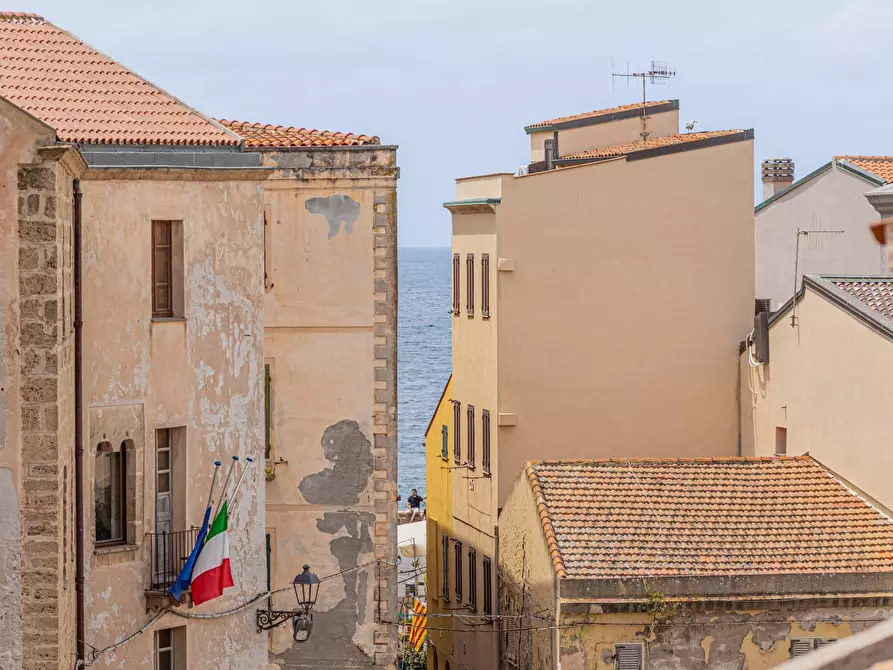 Immagine 26 di Attico in vendita  in Piazza Duomo 11 a Alghero