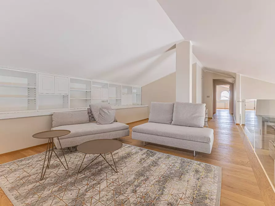 Immagine 11 di Attico in vendita  in Piazza Duomo 11 a Alghero