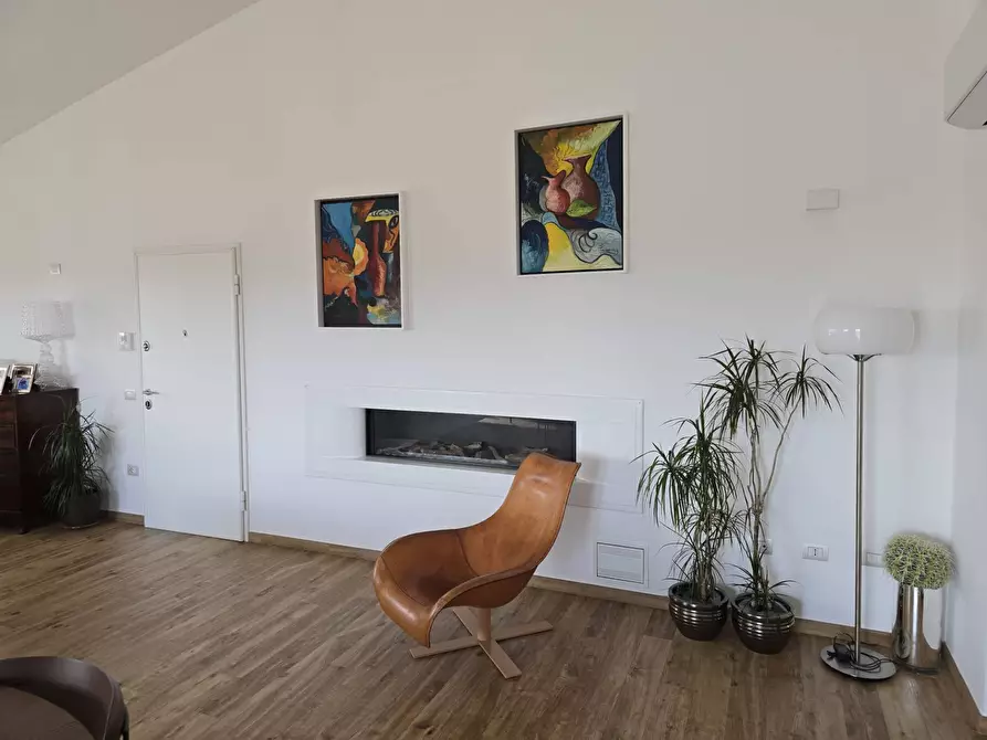 Immagine 7 di Attico in vendita  in Via Giovanni Medrano 8 a Olbia