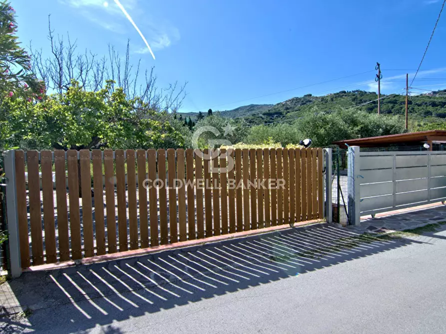 Immagine 32 di Appartamento in vendita  in Via degli Alzi a Campo Nell'elba