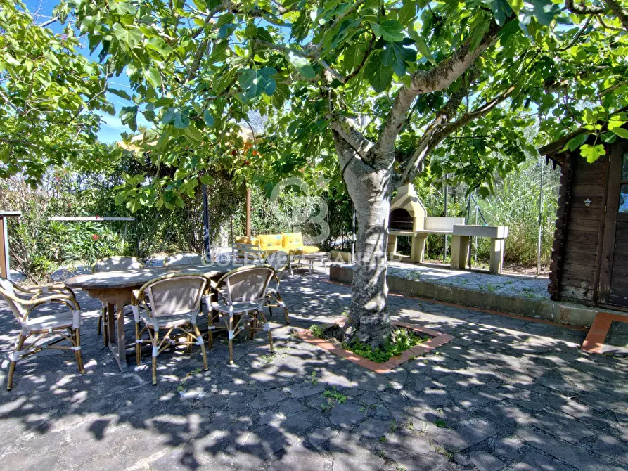 Immagine 30 di Appartamento in vendita  in Via degli Alzi a Campo Nell'elba