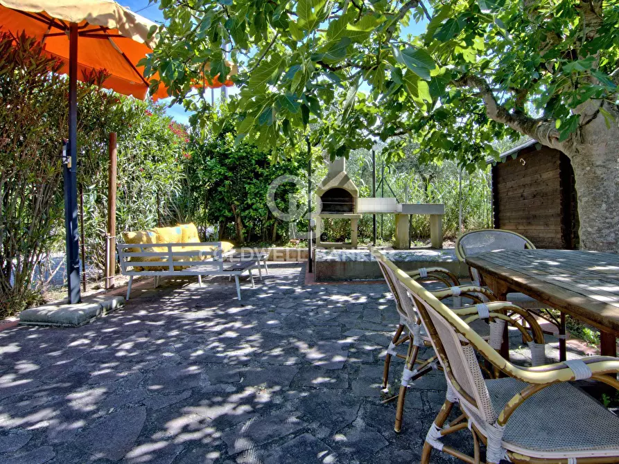 Immagine 6 di Appartamento in vendita  in Via degli Alzi a Campo Nell'elba