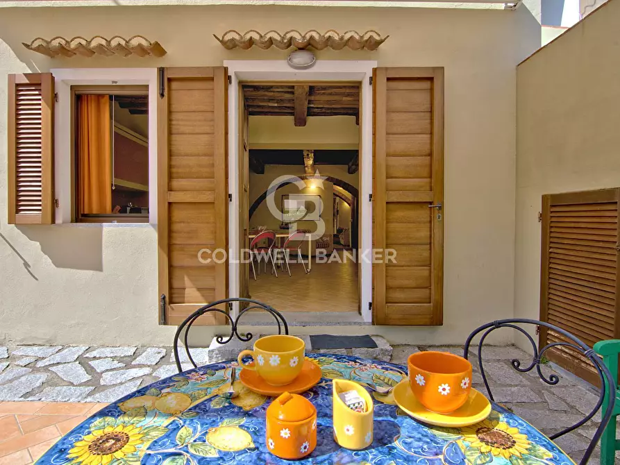 Immagine 7 di Appartamento in vendita  in Via degli Alzi a Campo Nell'elba