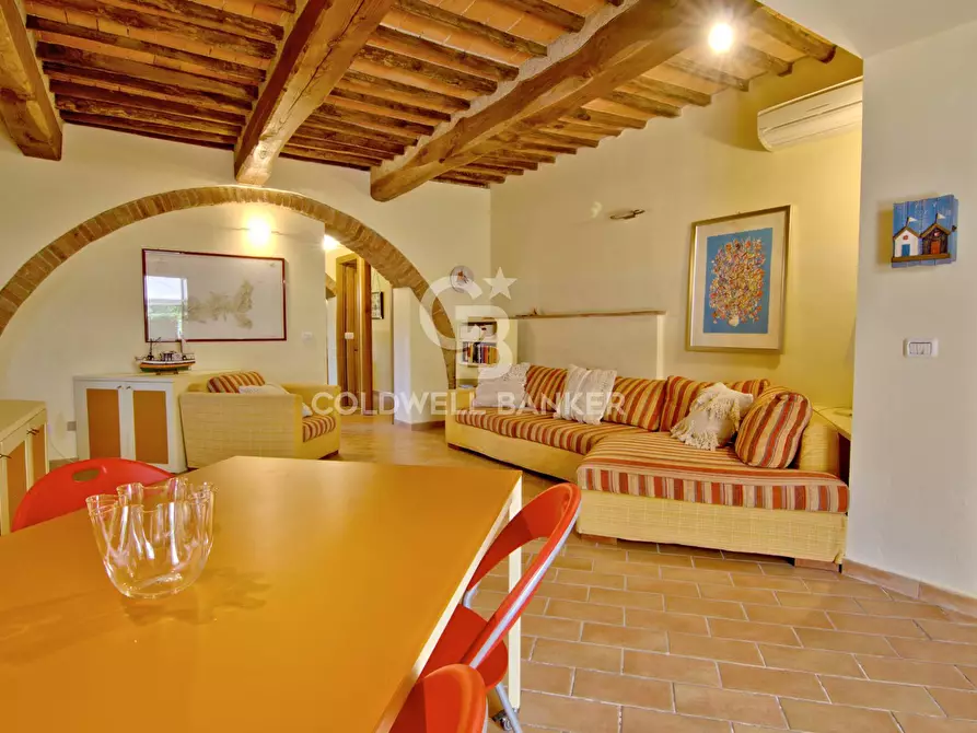 Immagine 2 di Appartamento in vendita  in Via degli Alzi a Campo Nell'elba