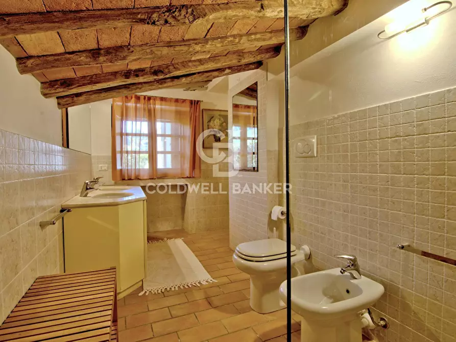 Immagine 15 di Appartamento in vendita  in Via degli Alzi a Campo Nell'elba