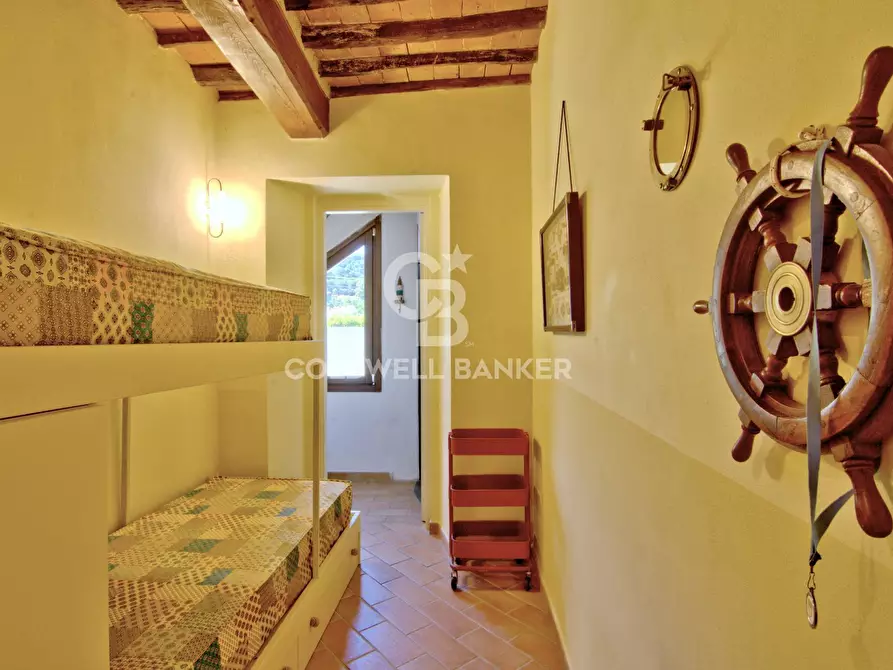 Immagine 25 di Appartamento in vendita  in Via degli Alzi a Campo Nell'elba