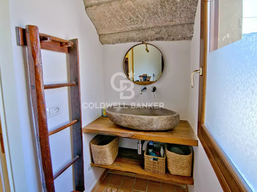 Immagine 27 di Appartamento in vendita  in Via degli Alzi a Campo Nell'elba