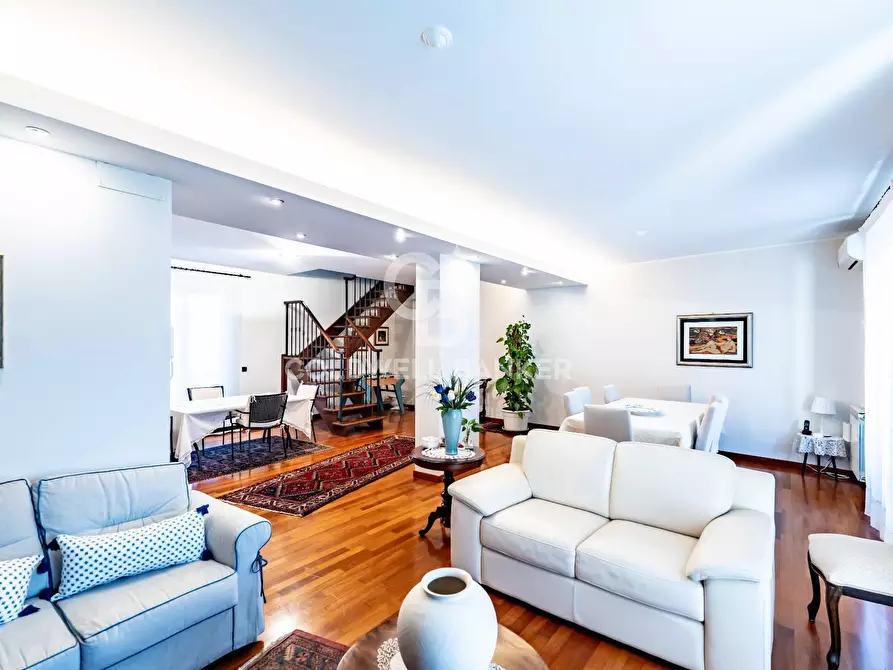 Immagine 7 di Appartamento in vendita  in Largo Mons. Biagio Catania 5 a Acireale