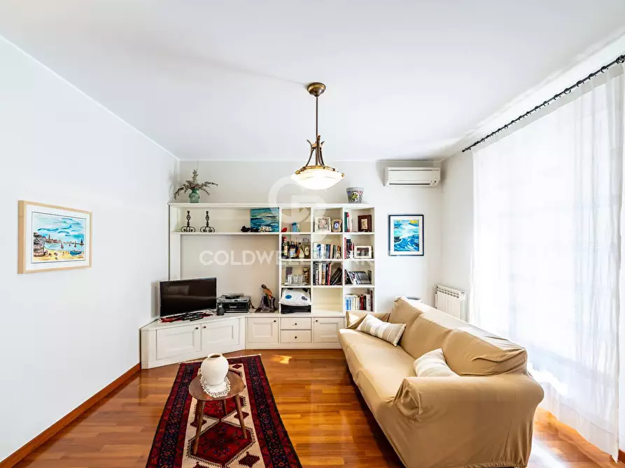 Immagine 26 di Appartamento in vendita  in Largo Mons. Biagio Catania 5 a Acireale