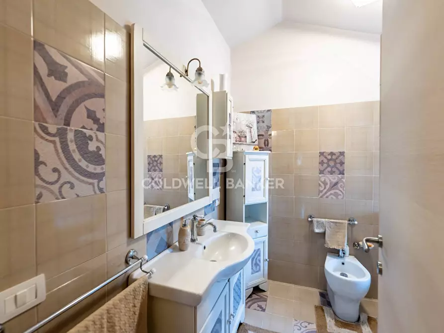 Immagine 7 di Appartamento in vendita  in Via Luigi Settembrini 53 a Giarre