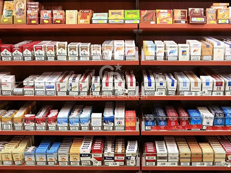 Immagine 3 di Attività commerciale in vendita  in Corso Italia sn a Acireale