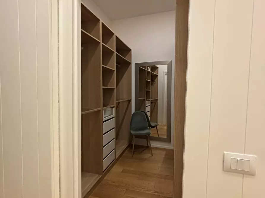 Immagine 20 di Appartamento in vendita  in Corso Giuseppe Garibaldi 218 a Salerno