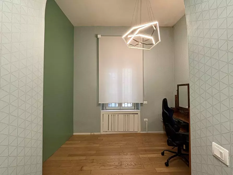 Immagine 19 di Appartamento in vendita  in Corso Giuseppe Garibaldi 218 a Salerno