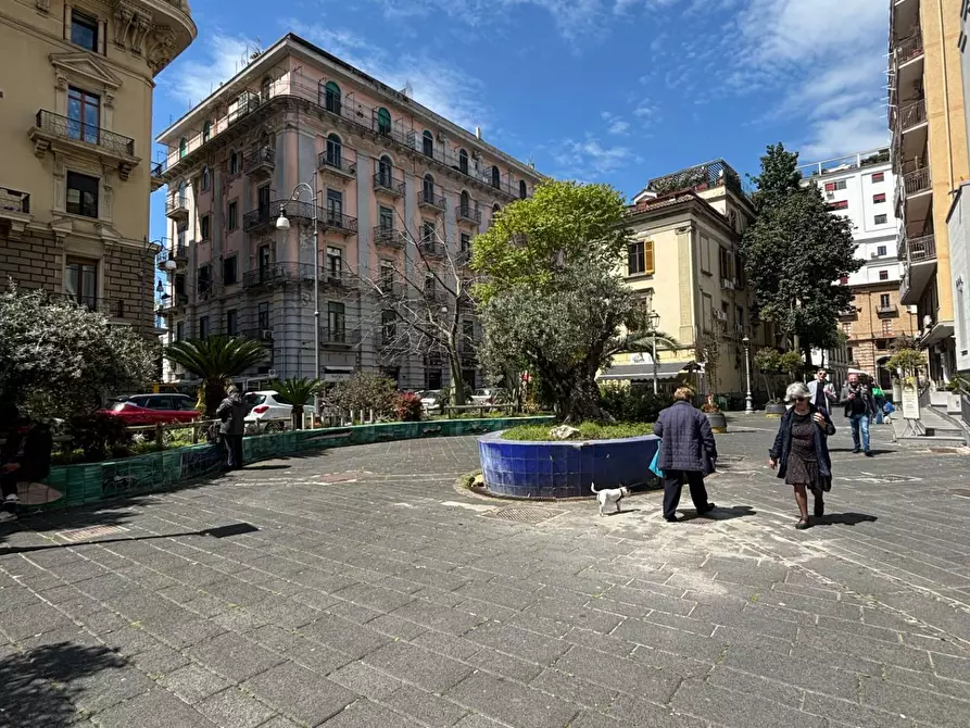Immagine 24 di Appartamento in vendita  in Corso Giuseppe Garibaldi 218 a Salerno