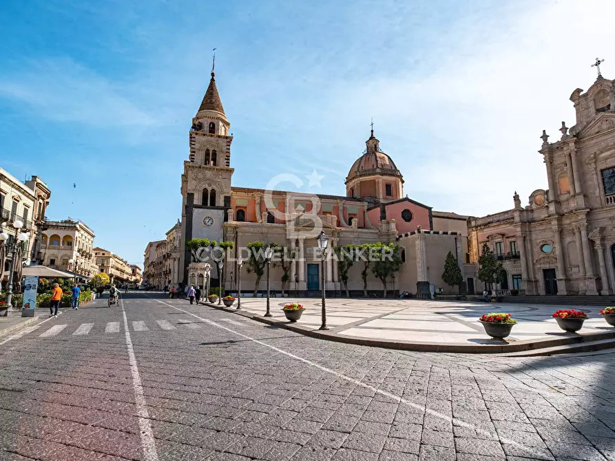 Immagine 1 di Locale commerciale in affitto  in Via Romeo 31 a Acireale