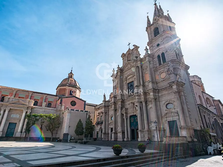 Immagine 3 di Locale commerciale in affitto  in Via Romeo 31 a Acireale