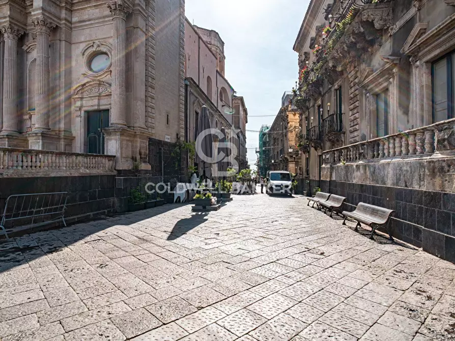 Immagine 4 di Locale commerciale in affitto  in Via Romeo 31 a Acireale
