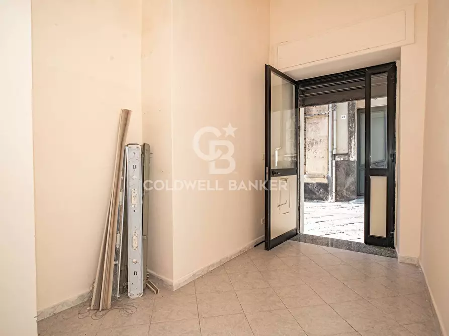 Immagine 13 di Locale commerciale in affitto  in Via Romeo 31 a Acireale