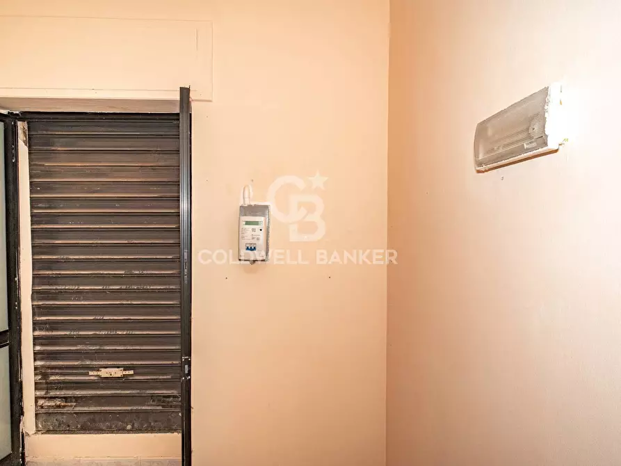 Immagine 11 di Locale commerciale in affitto  in Via Romeo 31 a Acireale