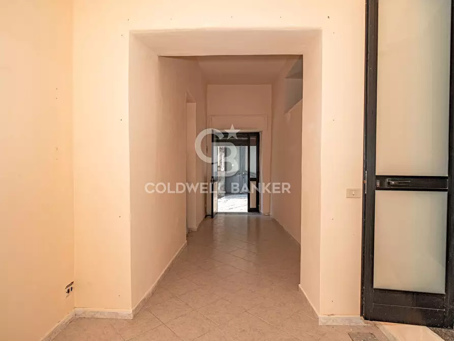 Immagine 14 di Locale commerciale in affitto  in Via Romeo 31 a Acireale