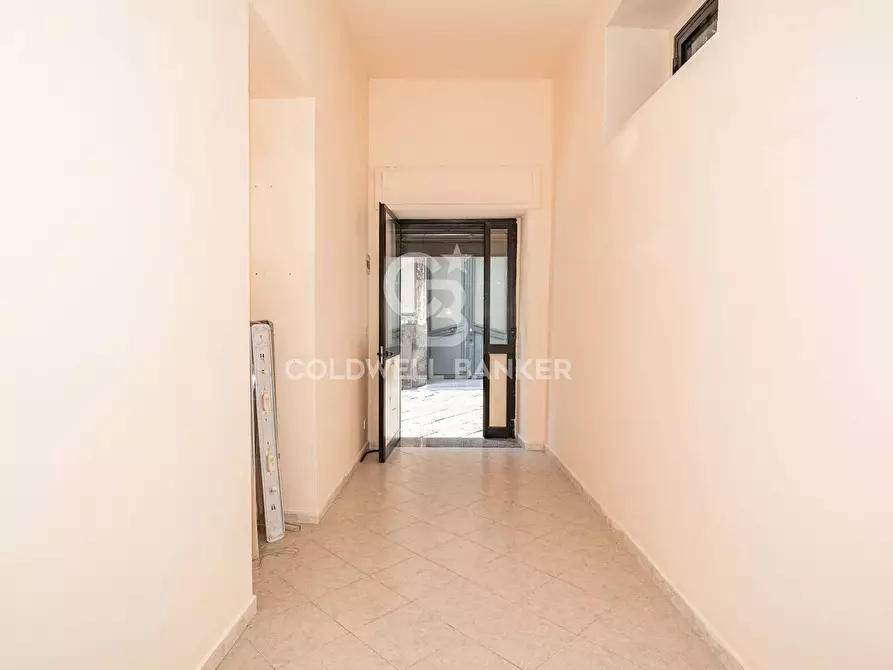 Immagine 16 di Locale commerciale in affitto  in Via Romeo 31 a Acireale