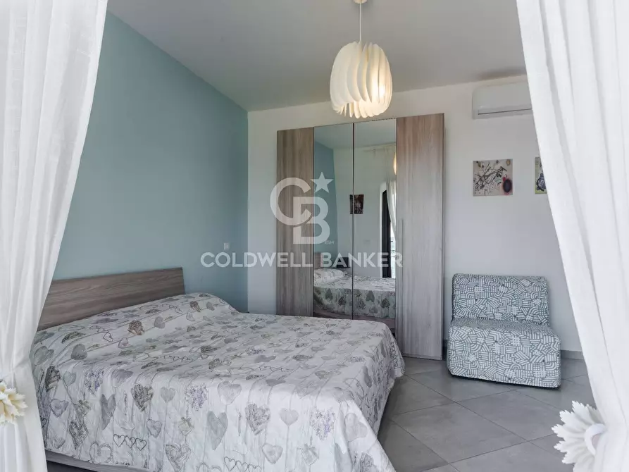 Immagine 15 di Appartamento in vendita  in Via Cristoforo Colombo 5 a Giardini-Naxos