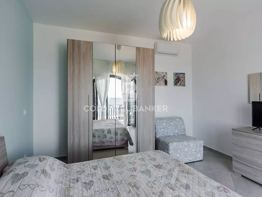 Immagine 16 di Appartamento in vendita  in Via Cristoforo Colombo 5 a Giardini-Naxos