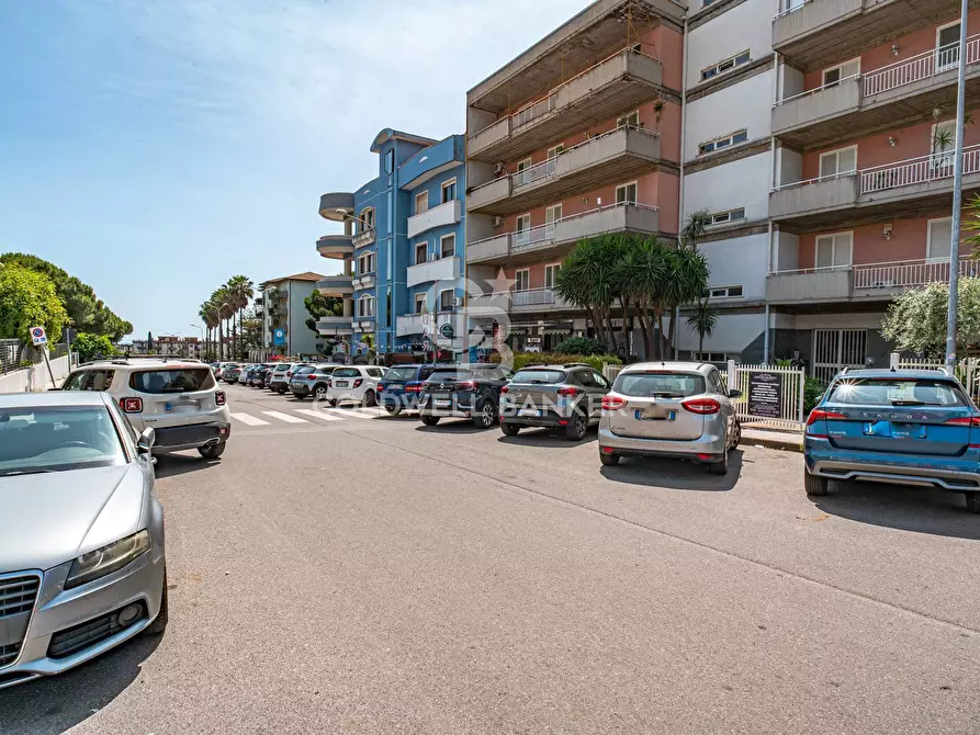 Immagine 31 di Appartamento in vendita  in Via Veneto 31 a Giarre