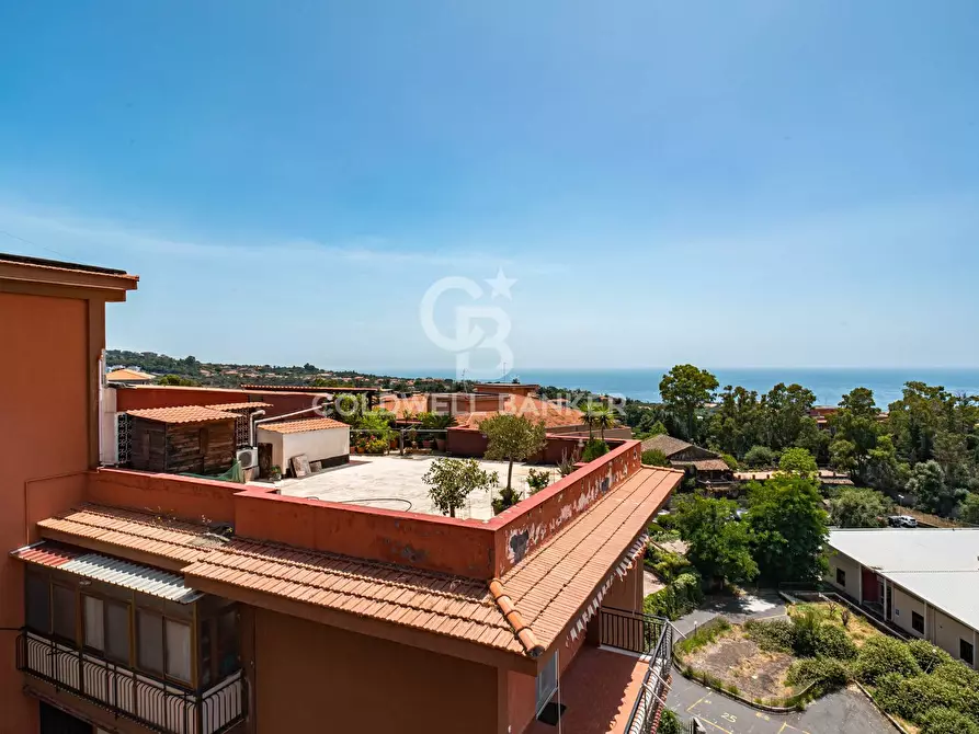 Immagine 13 di Attico in vendita  in via balatelle 18 a San Giovanni La Punta