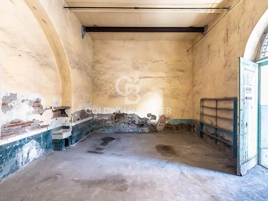 Immagine 5 di Palazzo in vendita  in VIA CAFIERO 11 a Riposto