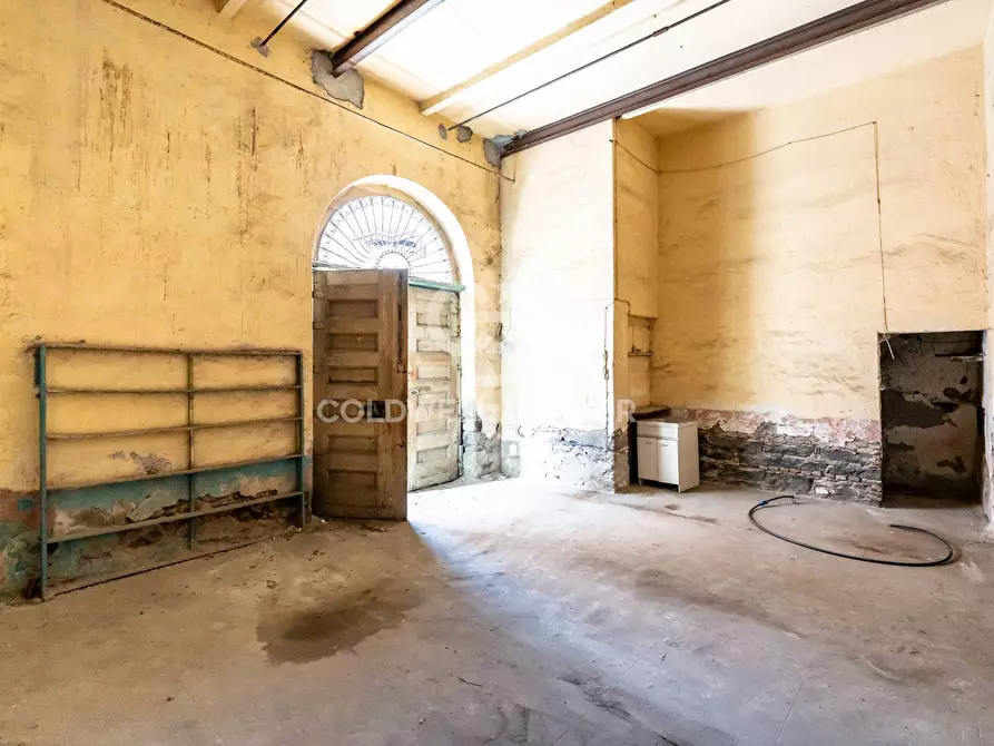 Immagine 8 di Palazzo in vendita  in VIA CAFIERO 11 a Riposto