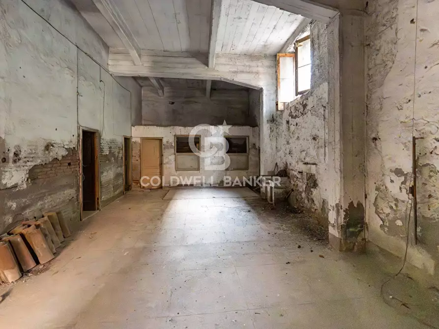 Immagine 12 di Palazzo in vendita  in VIA CAFIERO 11 a Riposto