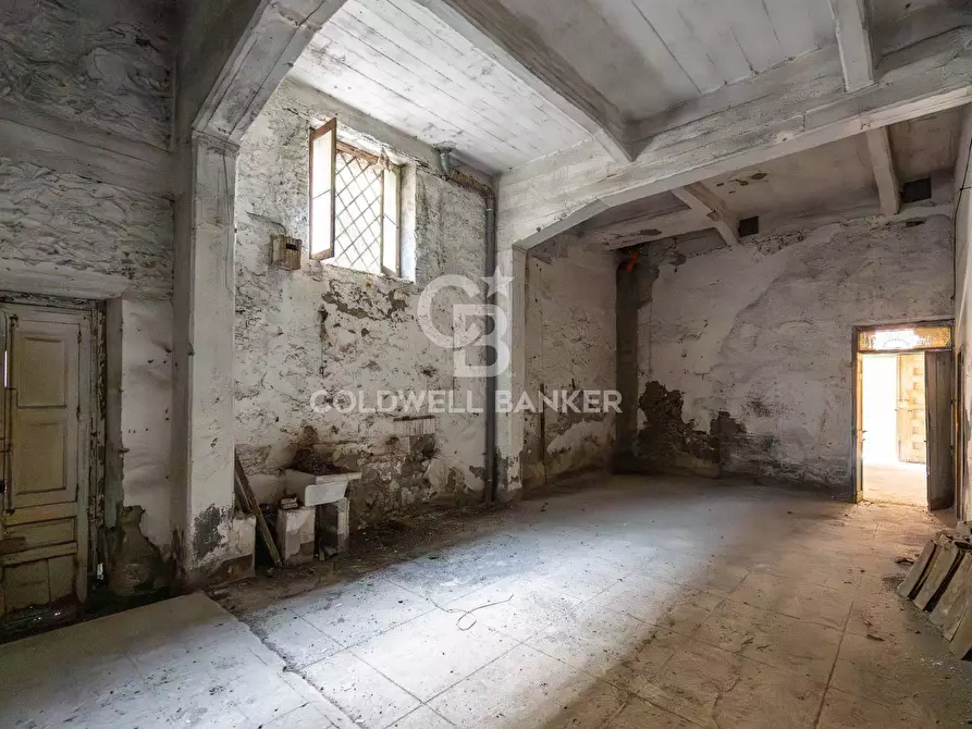 Immagine 16 di Palazzo in vendita  in VIA CAFIERO 11 a Riposto