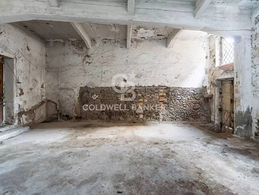 Immagine 18 di Palazzo in vendita  in VIA CAFIERO 11 a Riposto